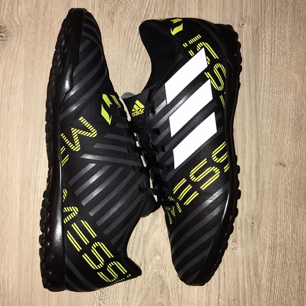 MESSI/ADIDAS SOCCER INDOOR CLEATS